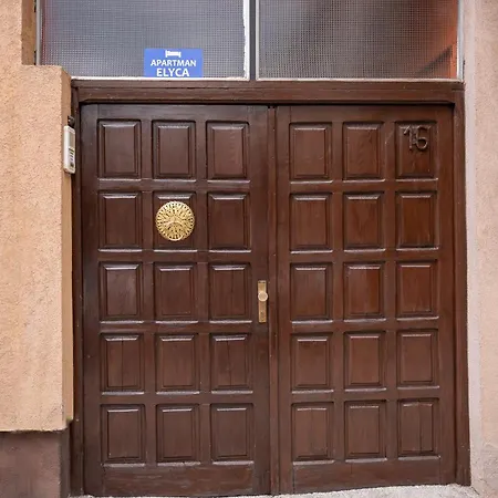 Apartment Elyca *